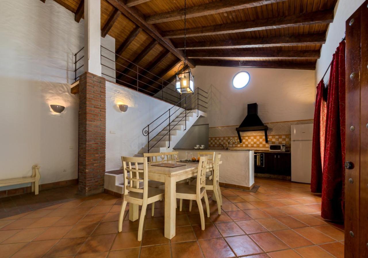 Вілла Hacienda Roche Viejo Коніль-де-ла-Фронтера Екстер'єр фото